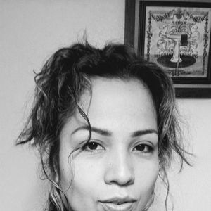 Meet your Posher, Esmeralda